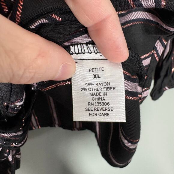 Dressbarn NWT Women's Black Metallic Stripe Tie Front Boho Glam Top - Size XLP - Picture 5 of 6